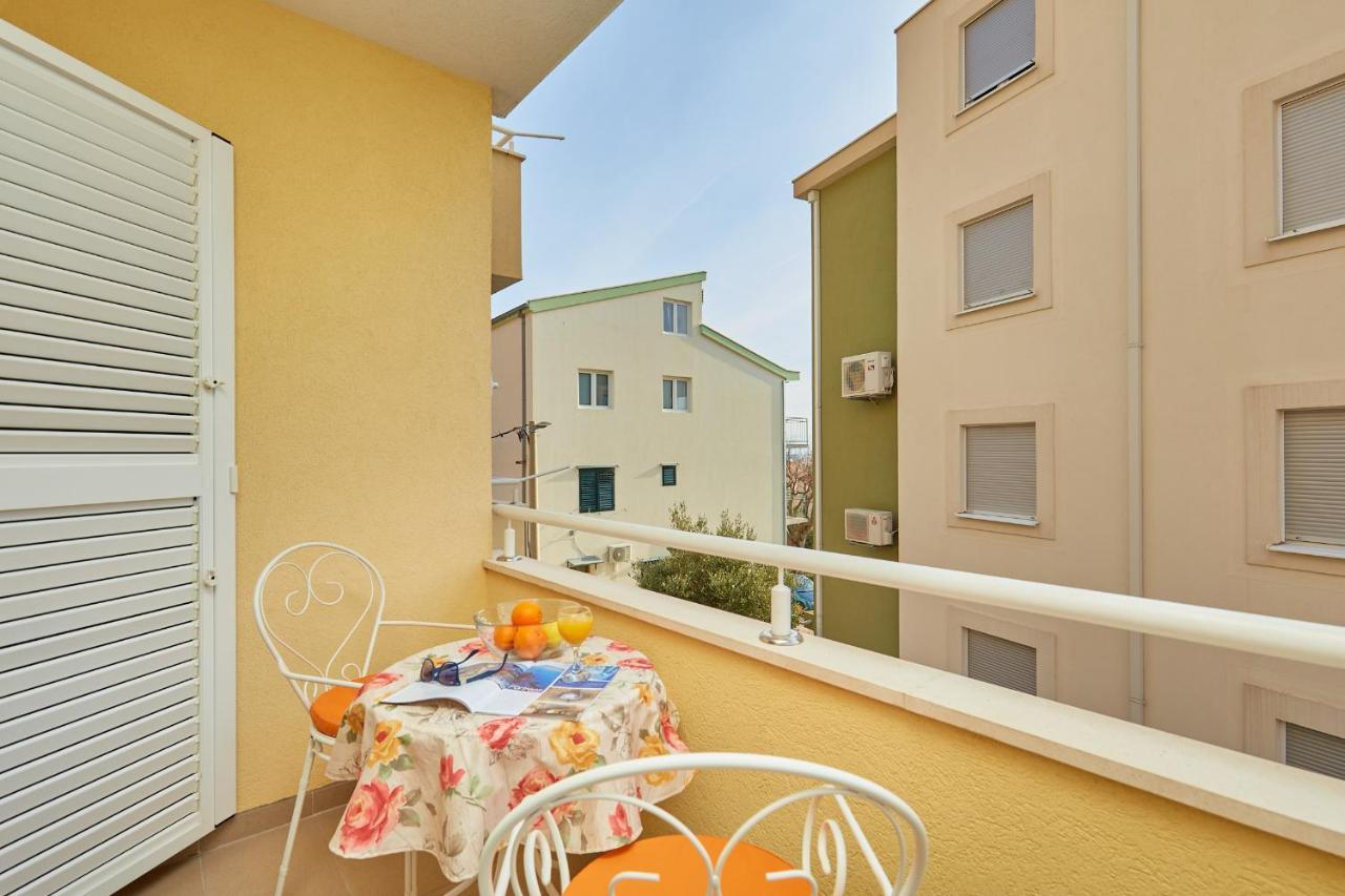 Apartments Zelic Tucepi Tučepi Exterior foto