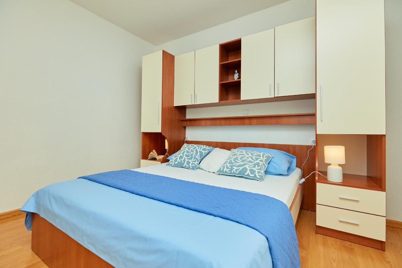 Apartments Zelic Tucepi Tučepi Exterior foto